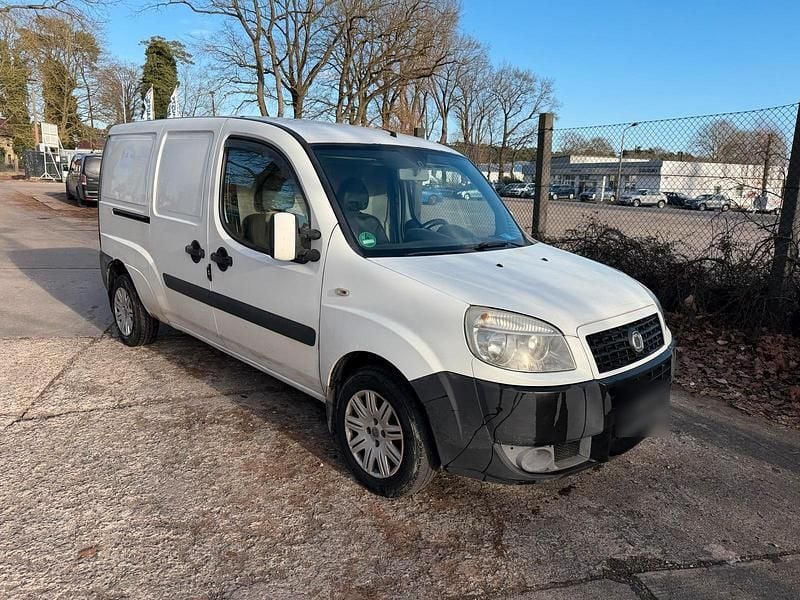 Gebraucht Fiat Doblò 101 PS (74 kW) 2009 Weiß Van / Kleinbus