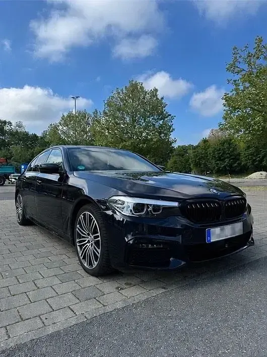 Gebraucht BMW 530 M Sport 252 PS (185 kW) 2018 Schwarz Limousine