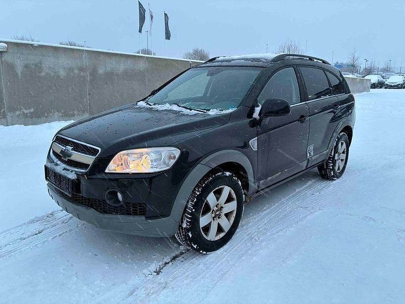 Schwarz Gebraucht 2007 Chevrolet Captiva LT SUV | 2.000 € (Superpreis) - Bild 1/4