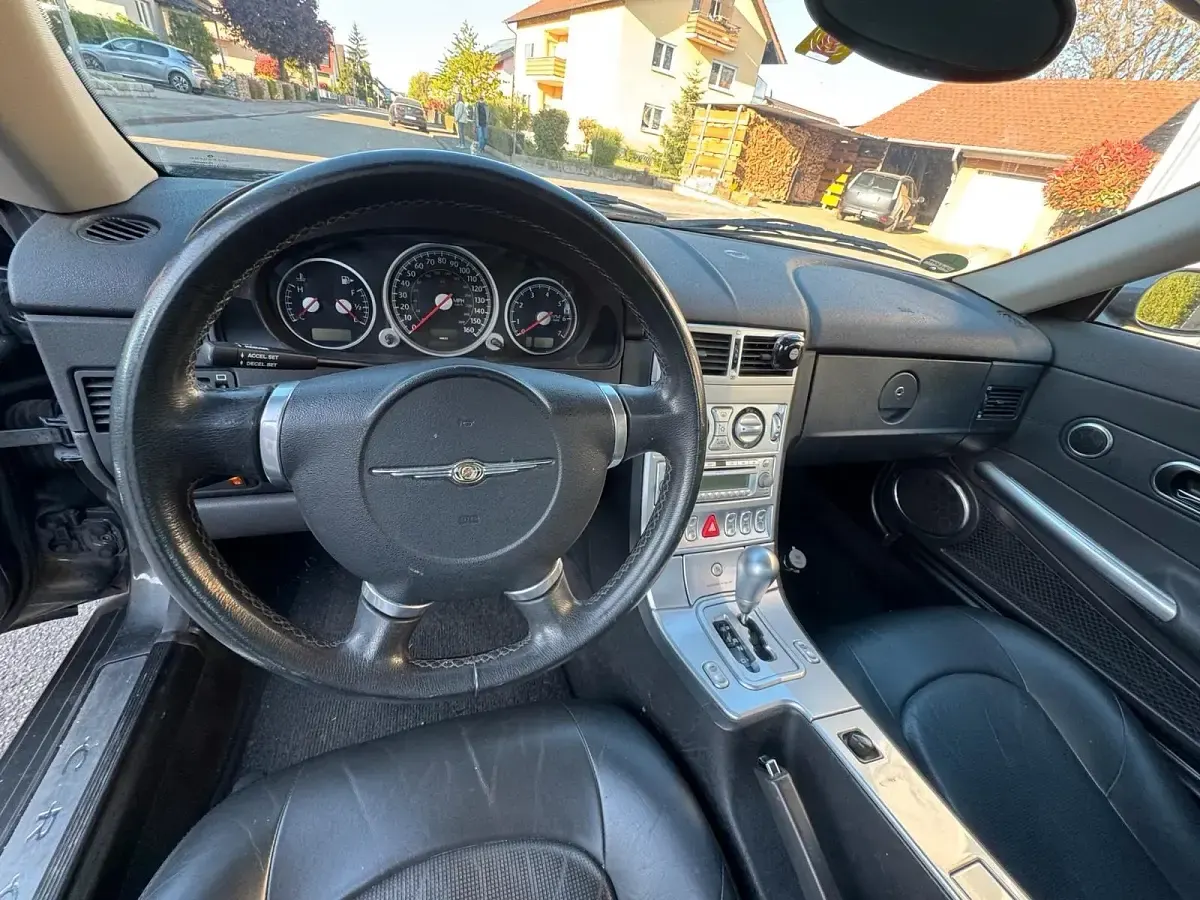 Usado Chrysler Crossfire 218 HP (160 kW) 2004 Cinzento Coupé