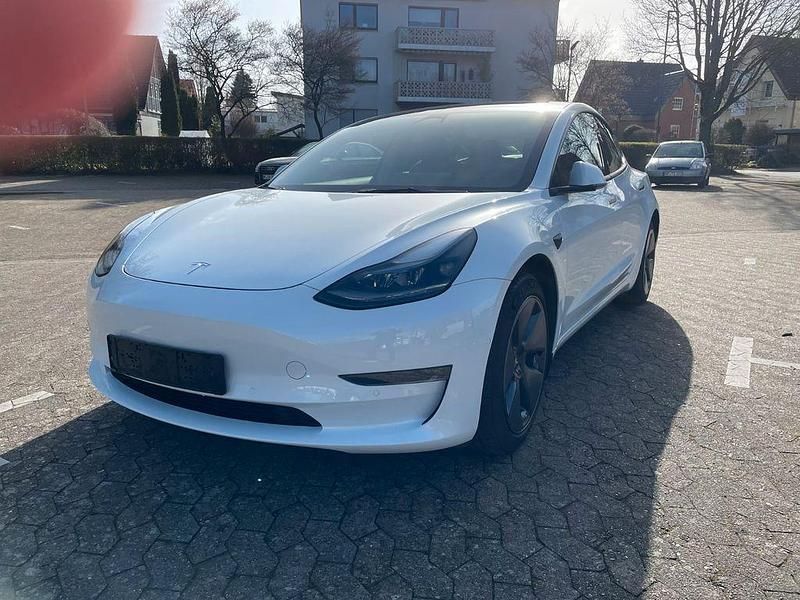 Gebraucht Tesla Model 3 366 kW (498 PS) 2022 Weiß Limousine
