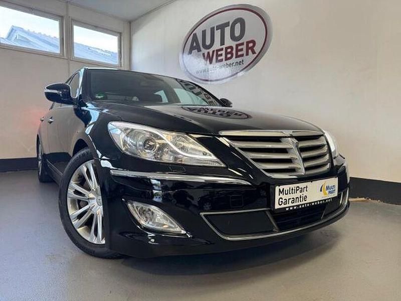 Schwarz Gebraucht 2013 Hyundai Genesis Limousine | 15.890 € - Bild 1/4