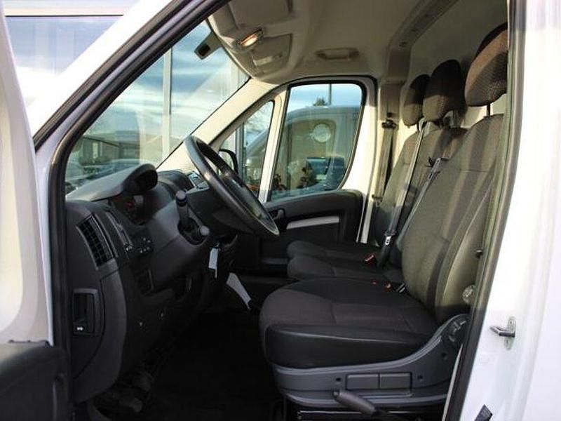 Gebraucht Peugeot Boxer 120 PS (88 kW) 2022 Weiss Van
