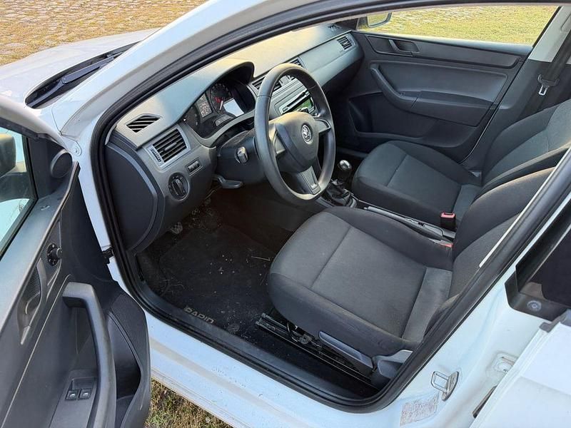 Gebraucht Skoda Rapid 86 PS (63 kW) 2014 Weiß Kleinwagen