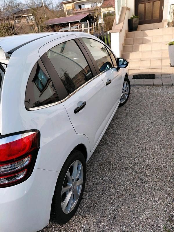 Gebraucht Citroën C3 Red Block 120 PS (88 kW) 2014 Weiß Kleinwagen