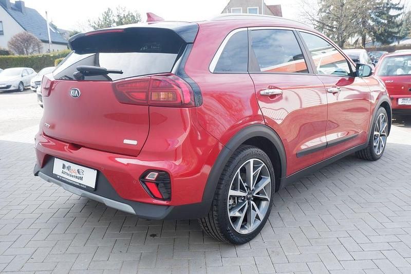 Gebraucht Kia Niro Edition 7 105 PS (77 kW) 2021 Rot SUV