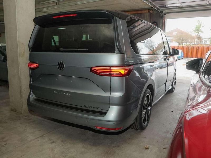 Neu VW Multivan Life 150 PS (110 kW) 2026 Monosilber metallic / deep ... Van