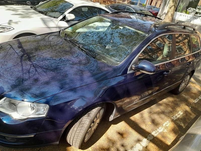 Gebraucht VW Passat 150 PS (110 kW) 2006 Blau Kombi