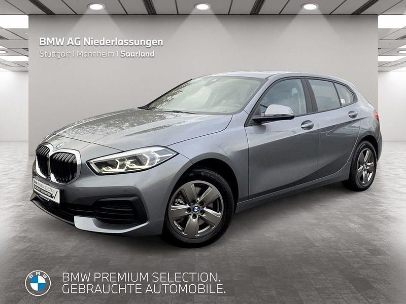 Grau Gebraucht 2023 BMW 118 Advantage Kleinwagen | 25.980 € (Fairer Preis) - Bild 1/4