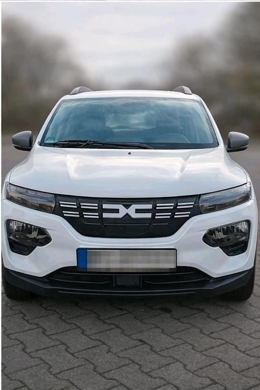 Second-hand Dacia Spring Comfort 2022 Alb Hatchback