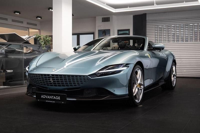 Gebraucht Ferrari Roma 620 PS (456 kW) 2024 Blau Cabrio