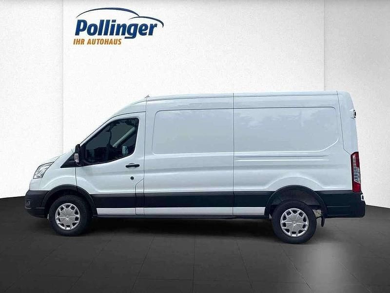 Gebraucht Ford Transit Trend 131 PS (96 kW) 2023 Frostweiß Van
