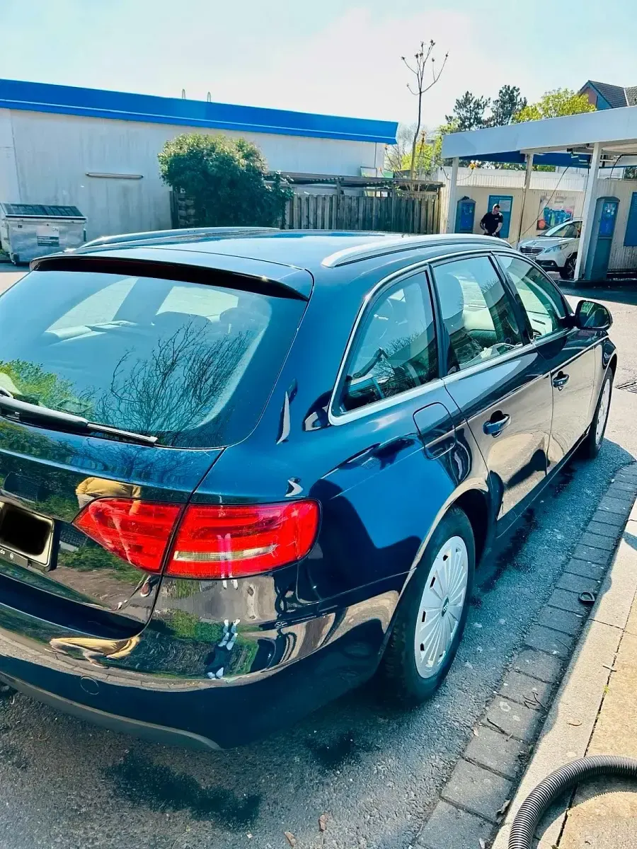 Usata Audi A4 120 CV (88 kW) 2009 Blu Station wagon