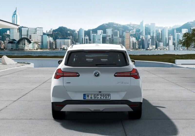 Gebraucht BMW X3 Sport Line 299 PS (219 kW) 2024 Alpinweiß uni SUV