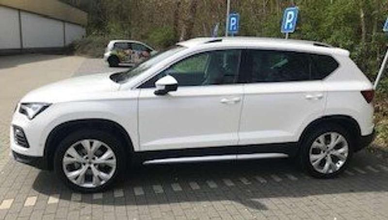 Weiß Gebraucht 2021 Seat Ateca Xperience SUV | 24.800 € (Guter Preis) - Bild 1/4