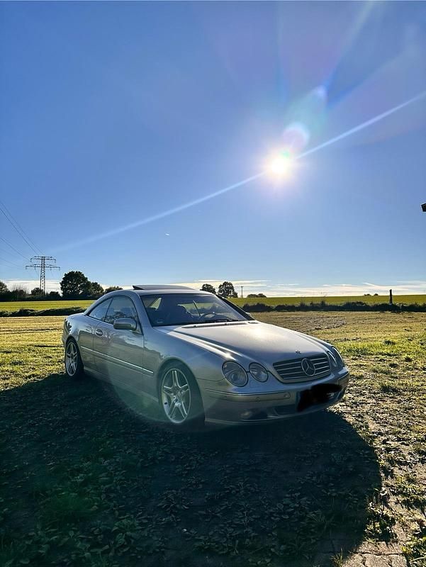 Silber Gebraucht 2001 Mercedes CL500 Coupé | 9.950 € (Fairer Preis) - Bild 1/4