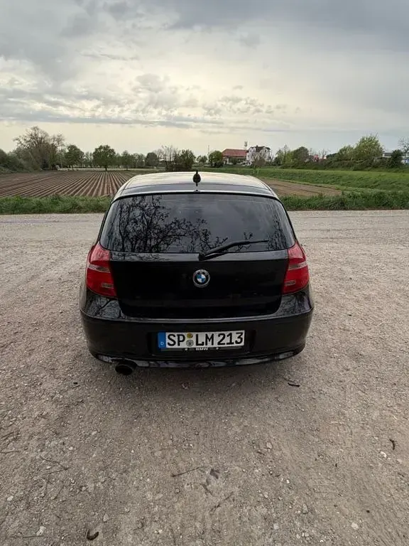 Gebraucht BMW 118 Performance 143 PS (105 kW) 2007 Schwarz Kleinwagen