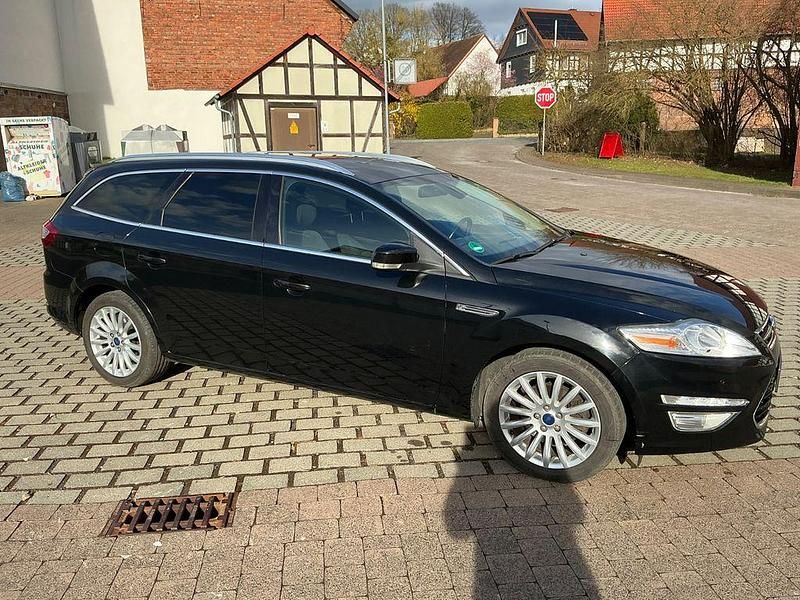 Gebraucht Ford Mondeo 160 PS (117 kW) 2013 Schwarz Kombi