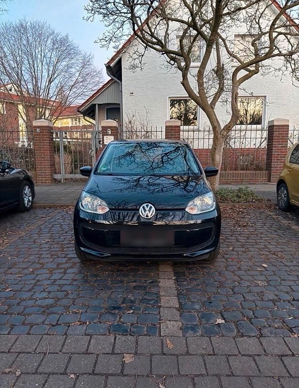 Second-hand VW up! 75 CP (55 kW) 2013 Negru Hatchback