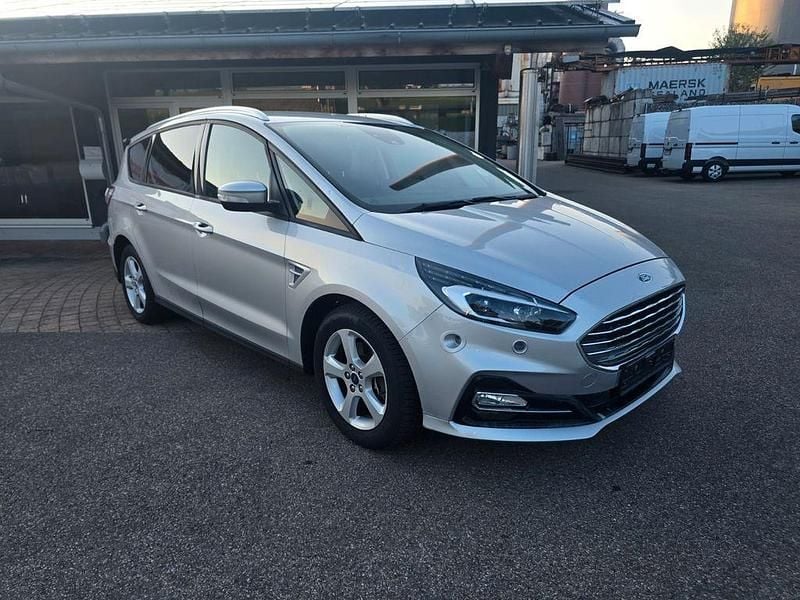 Silber Gebraucht 2020 Ford S-MAX Trend Van / Kleinbus | 14.950 € (Superpreis) - Bild 1/4