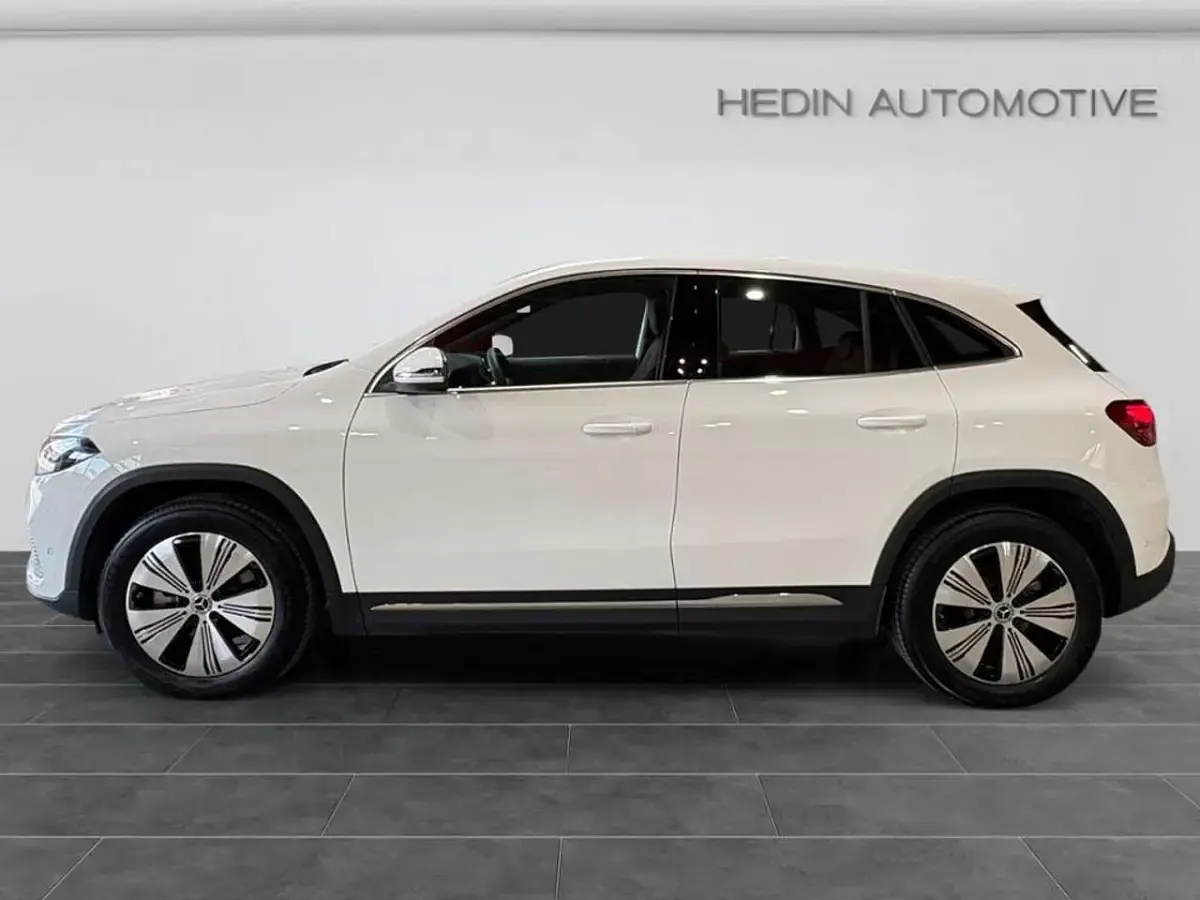 Gebraucht Mercedes EQA300 Progressive 167 kW (228 PS) 2025 Weiß SUV
