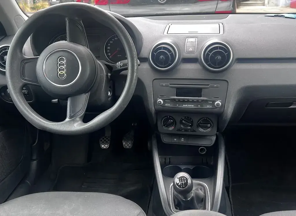 Gebraucht Audi A1 Sportback Attraction 86 PS (63 kW) 2012 Schwarz Kleinwagen