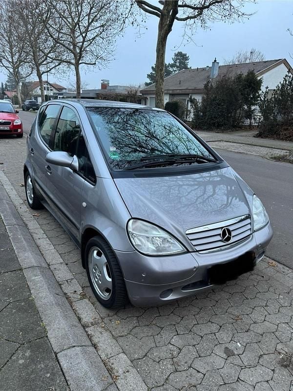 Silber Gebraucht 1999 Mercedes A160 Kleinwagen | 2.200 € (Fairer Preis) - Bild 1/4