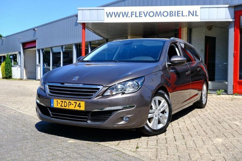 Grau Gebraucht 2014 Peugeot 308 Kombi | 5.750 € (Fairer Preis) - Bild 1/4