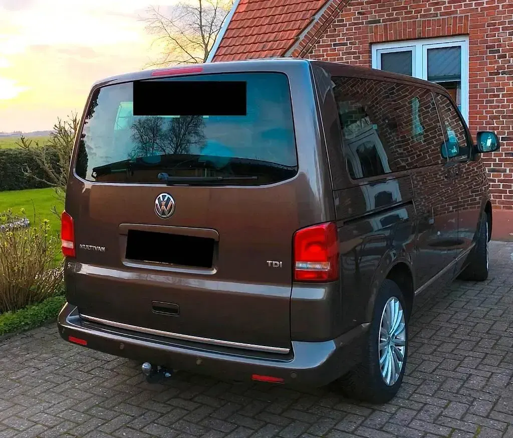 Usata VW Multivan Highline 180 CV (132 kW) 2010 Marrone Monovolume