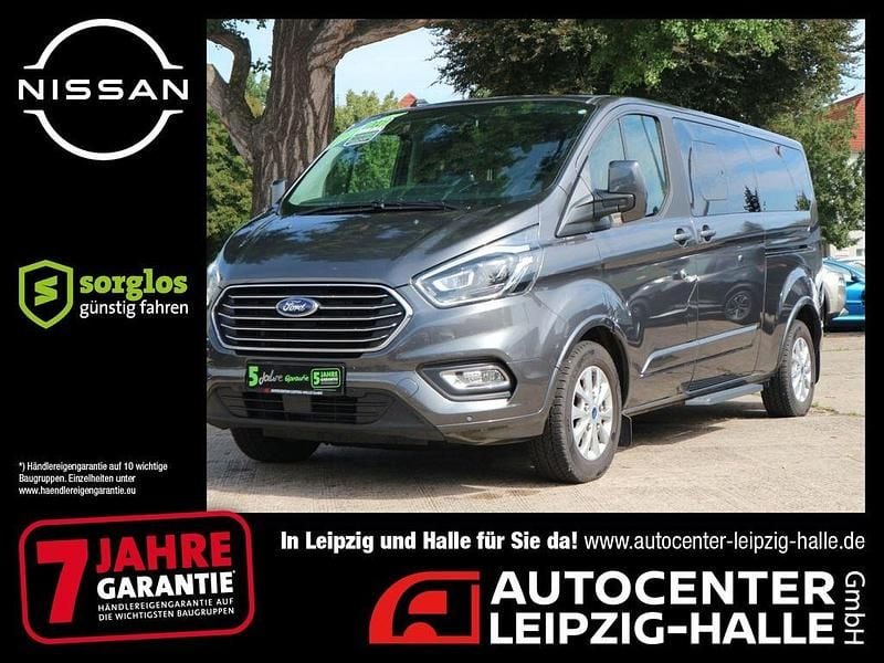 Magneticgrau (metallic) Gebraucht 2022 Ford Tourneo Custom Titanium X Kombi | 40.490 € (Etwas zu teuer) - Bild 1/4