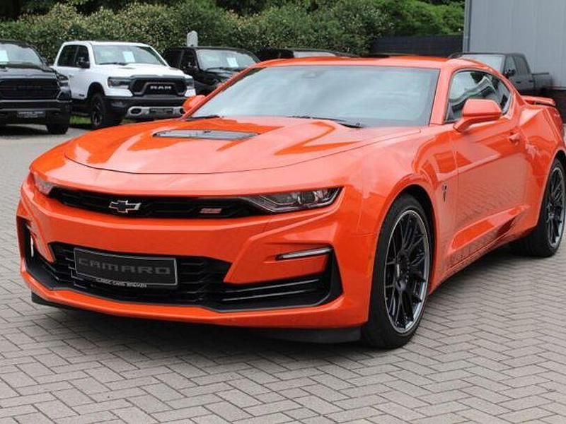 Orange Gebraucht 2022 Chevrolet Camaro | 52.900 € - Bild 1/4