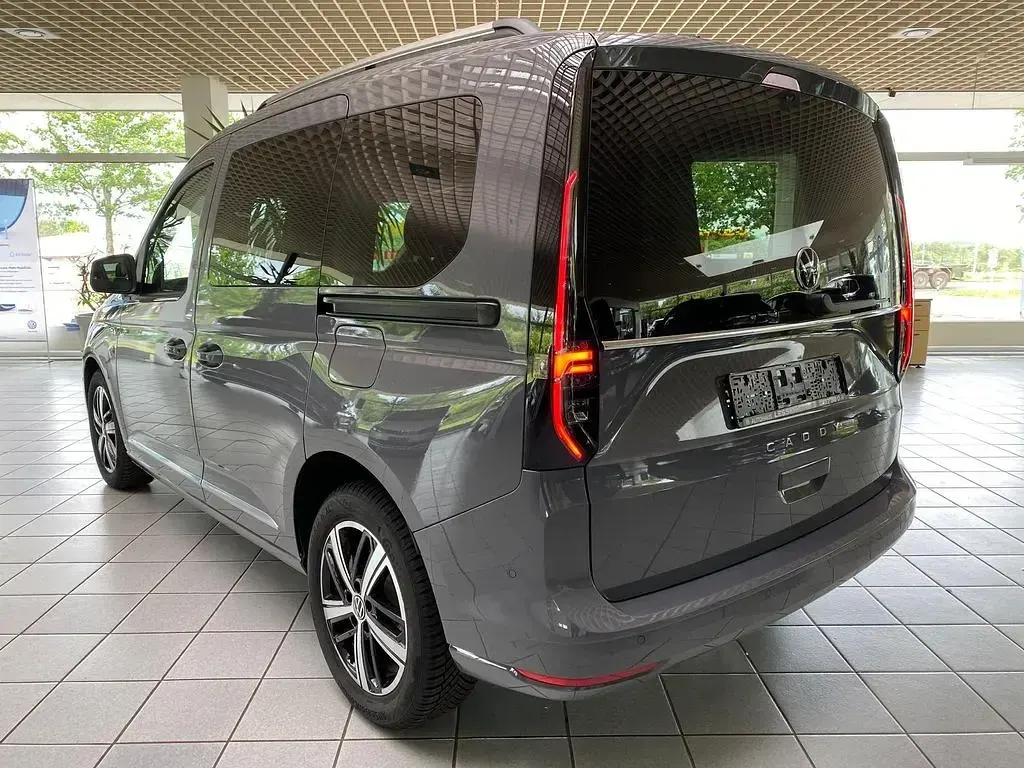 Neu VW Caddy Style 116 PS (85 kW) 2026 Pure grey Van / Kleinbus