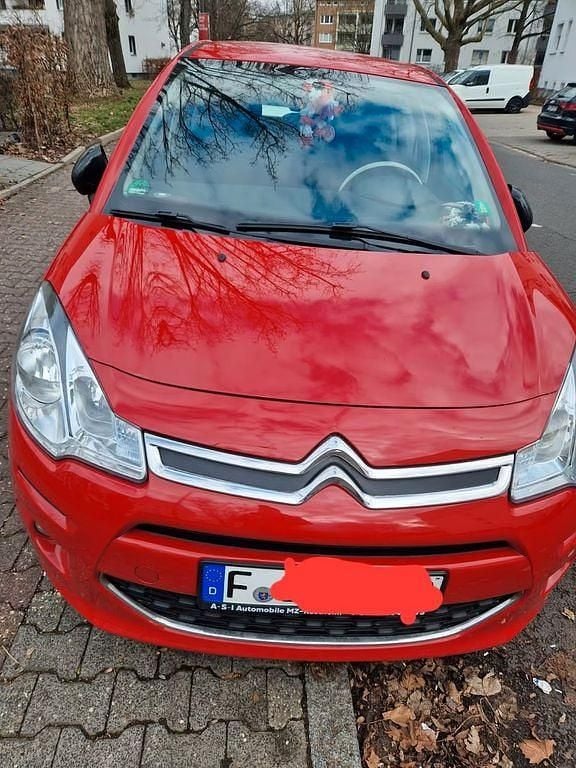 Gebraucht Citroën C3 82 PS (60 kW) 2016 Rot Limousine