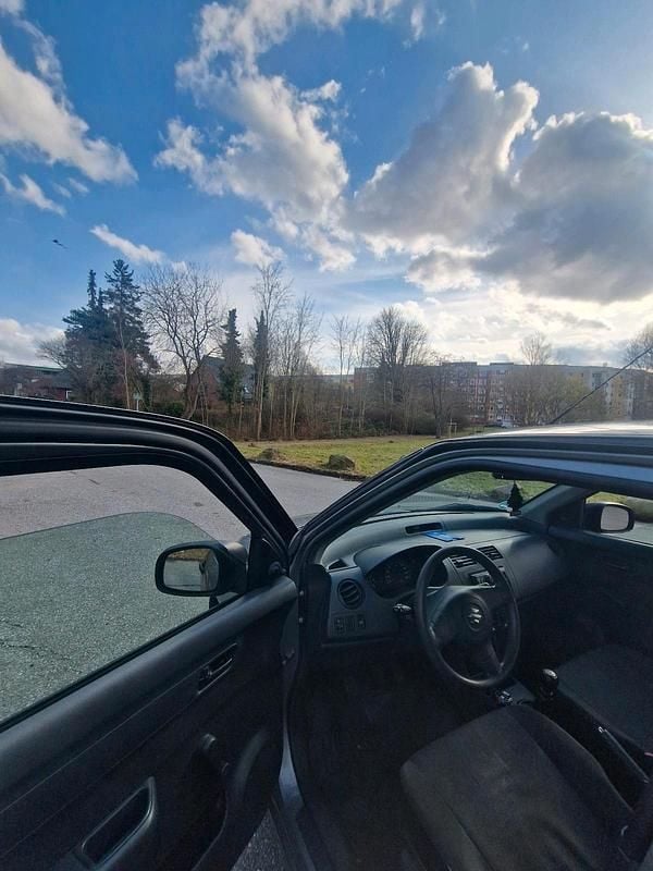 Gebraucht Suzuki Swift 92 PS (67 kW) 2009 Grau Kleinwagen