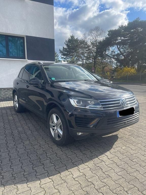 Gebraucht VW Touareg 262 PS (192 kW) 2016 Schwarz SUV