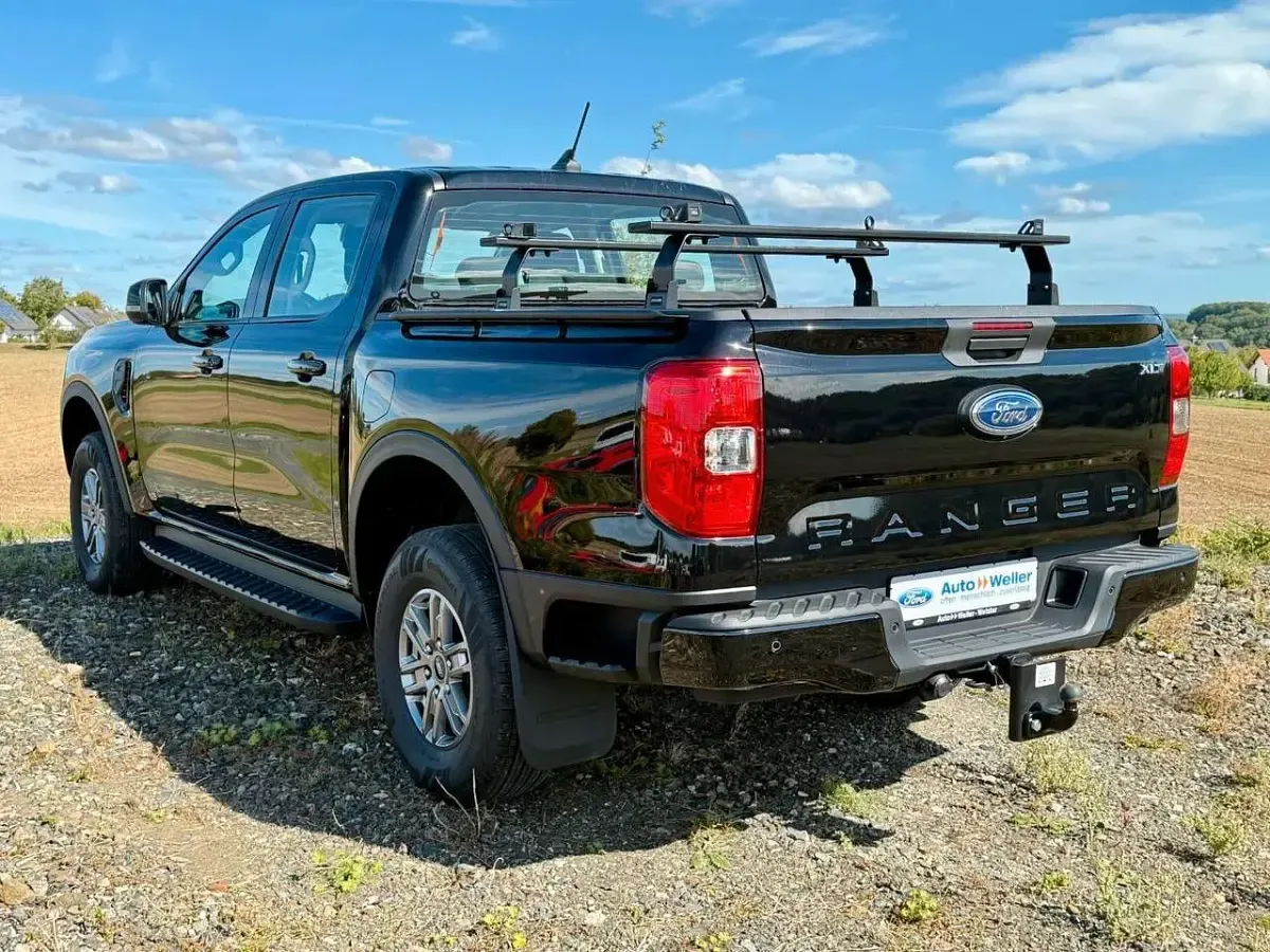 Gebraucht Ford Ranger XLT 170 PS (125 kW) 2024 Schwarz Pickup