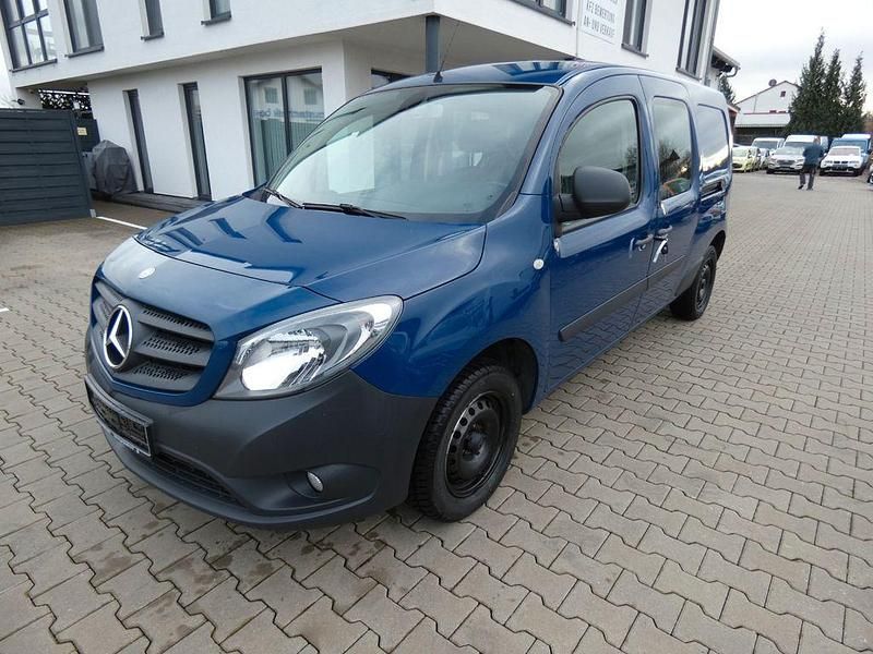Gebraucht Mercedes Citan 111 110 PS (80 kW) 2014 Blau Van / Kleinbus
