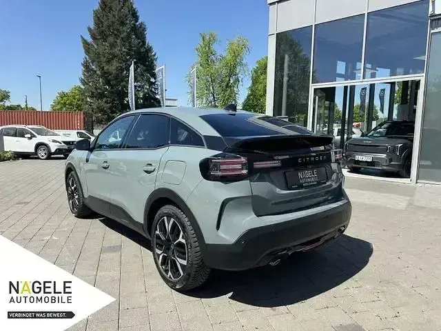 Gebraucht Citroën C4 131 PS (96 kW) 2025 Grün SUV