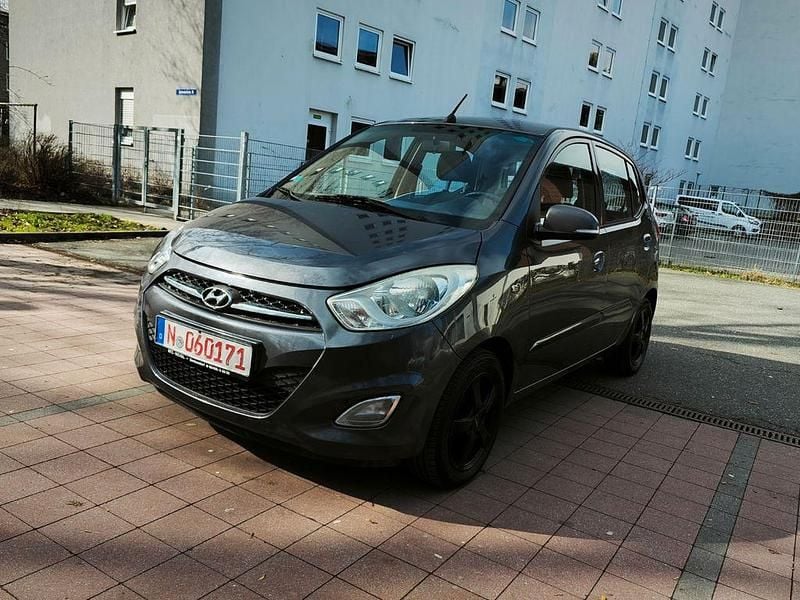 Gebraucht Hyundai i10 Style 86 PS (63 kW) 2011 Grau Kleinwagen