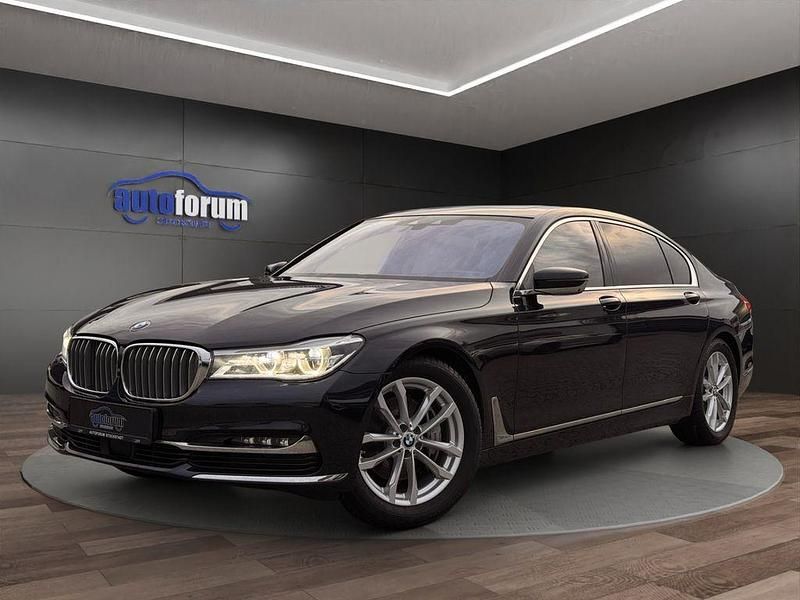 Blau Gebraucht 2018 BMW 740L Performance Limousine | 36.890 € (Fairer Preis) - Bild 1/4