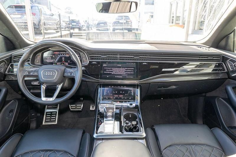 Gebraucht Audi Q8 Ambiente 340 PS (250 kW) 2022 Gletscherweiß metallic SUV