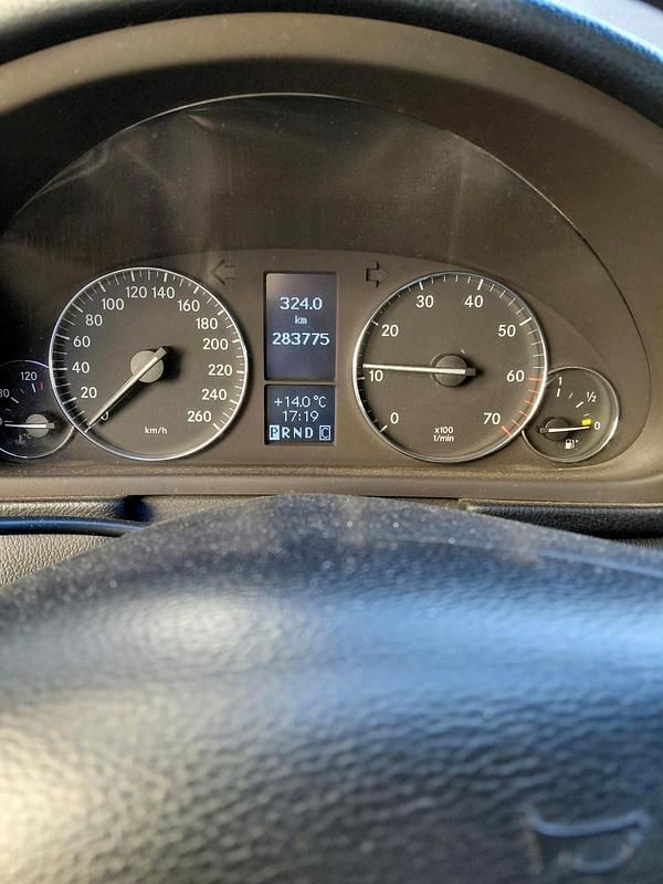 Gebraucht Mercedes C180 143 PS (105 kW) 2005 Silber Kombi