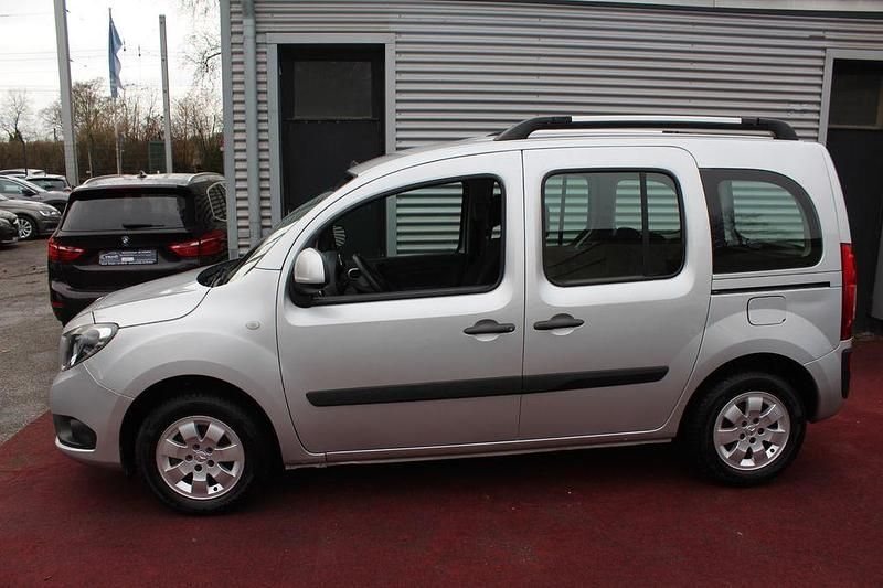 Gebraucht Mercedes Citan 112 Edition 114 PS (83 kW) 2017 Silber Kombi