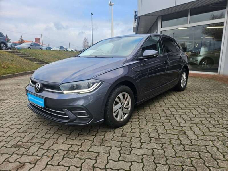 Gebraucht VW Polo Style 95 PS (69 kW) 2023 Schwarz Kleinwagen