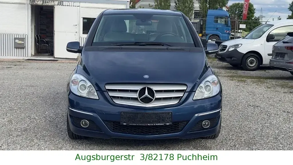 Gebraucht Mercedes B200 140 PS (102 kW) 2009 Blau Van / Kleinbus
