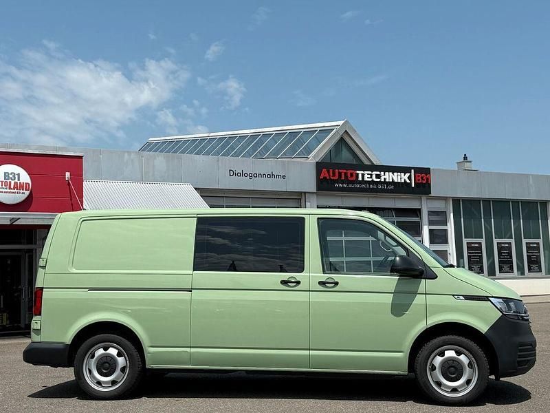 Grün Gebraucht 2020 VW T6.1 Van | 21.997 € (Teuer) - Bild 1/4