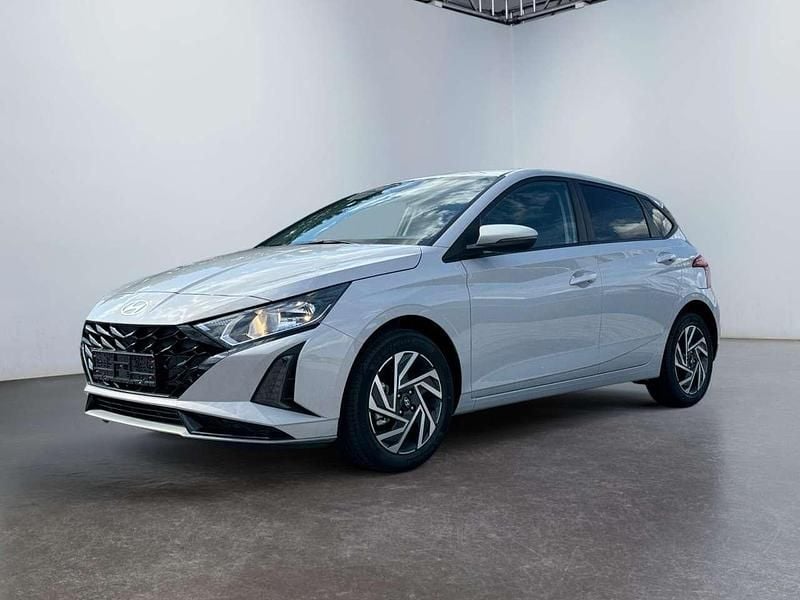 Atlas weiss Neu 2025 Hyundai i20 Kleinwagen | 19.420 € (Guter Preis) - Bild 1/4