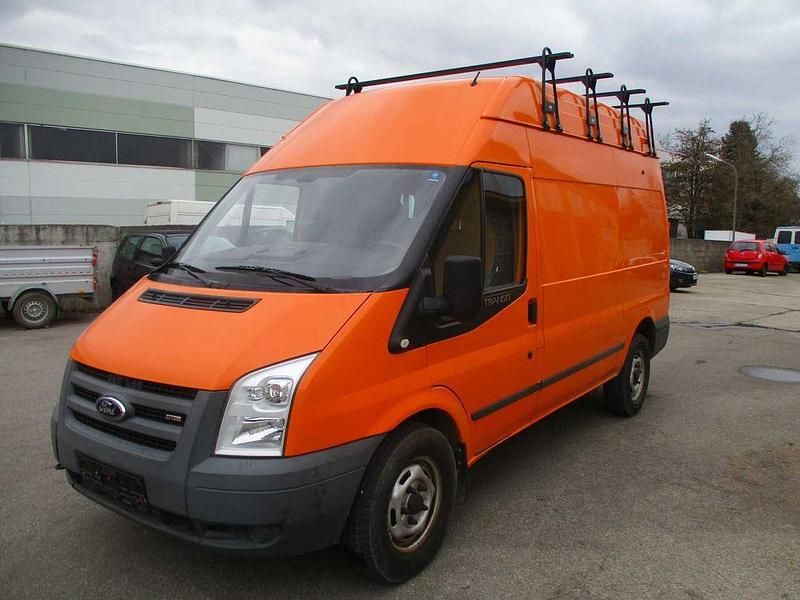 Second-hand Ford Transit 116 CP (85 kW) 2007 Portocaliu Monovolum