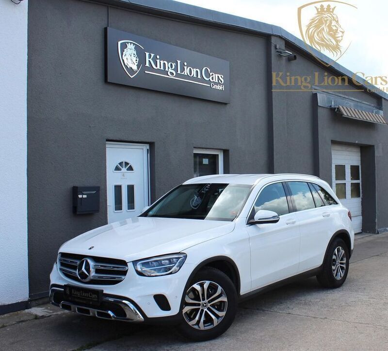 Polarweiss Gebraucht 2022 Mercedes GLC200 SUV | 30.880 € (Superpreis) - Bild 1/4
