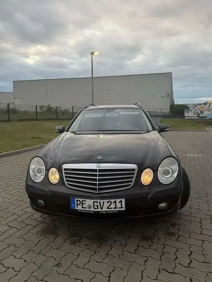 Gebraucht Mercedes E220 Avantgarde 170 PS (125 kW) 2008 Kombi